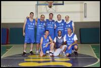קבוצת הכדורסל של בית הכנסת.